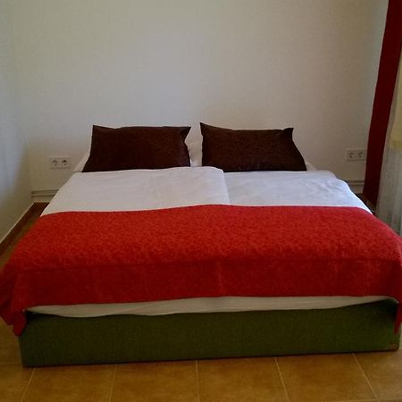 Zoe Apartman Siófok Exteriör bild