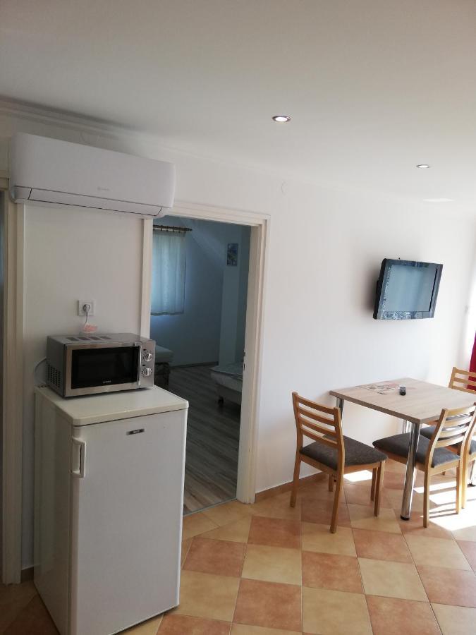 Zoe Apartman Siófok Exteriör bild
