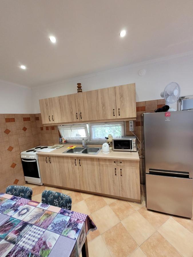 Zoe Apartman Siófok Exteriör bild