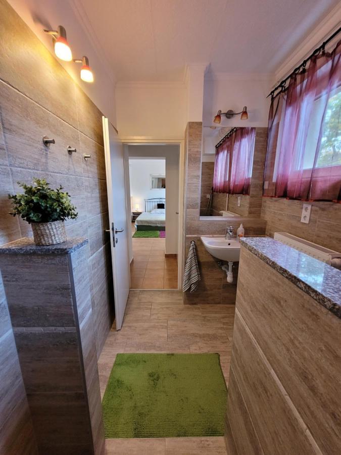 Zoe Apartman Siófok Exteriör bild