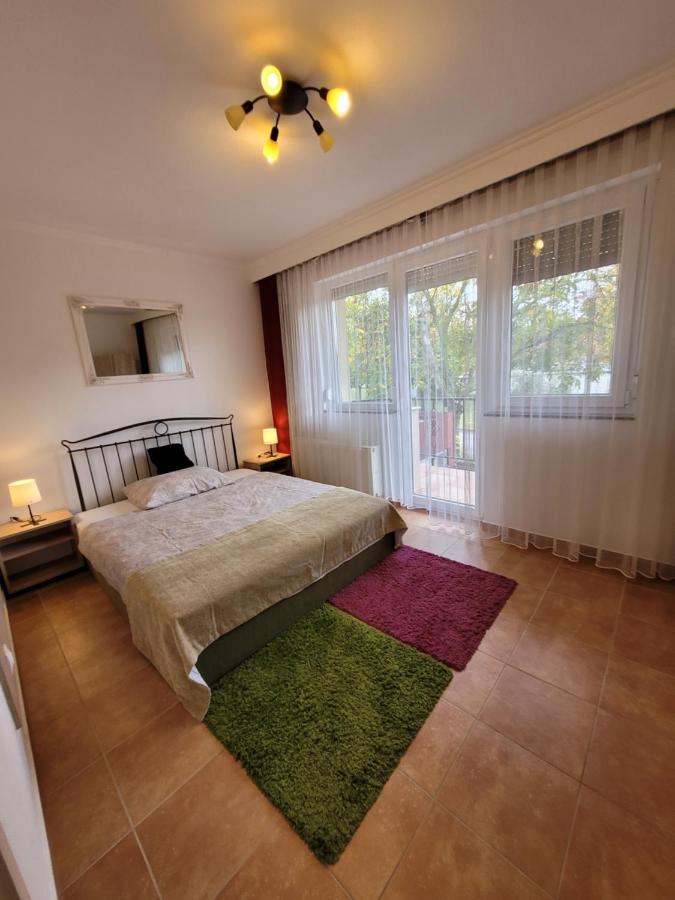 Zoe Apartman Siófok Exteriör bild