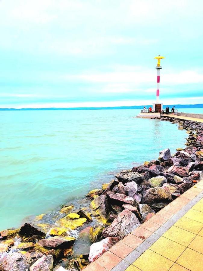 Zoe Apartman Siófok Exteriör bild
