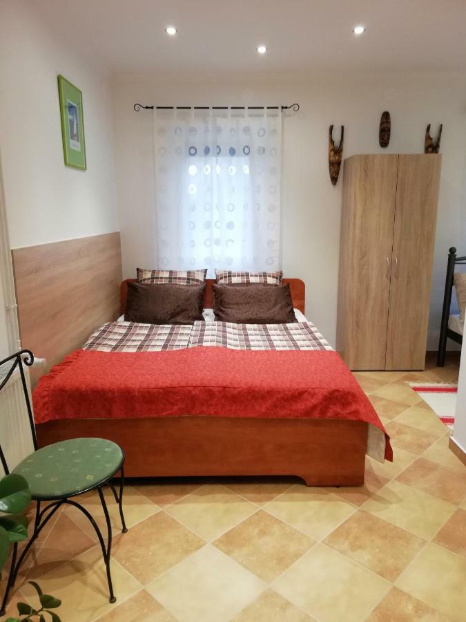 Zoe Apartman Siófok Exteriör bild