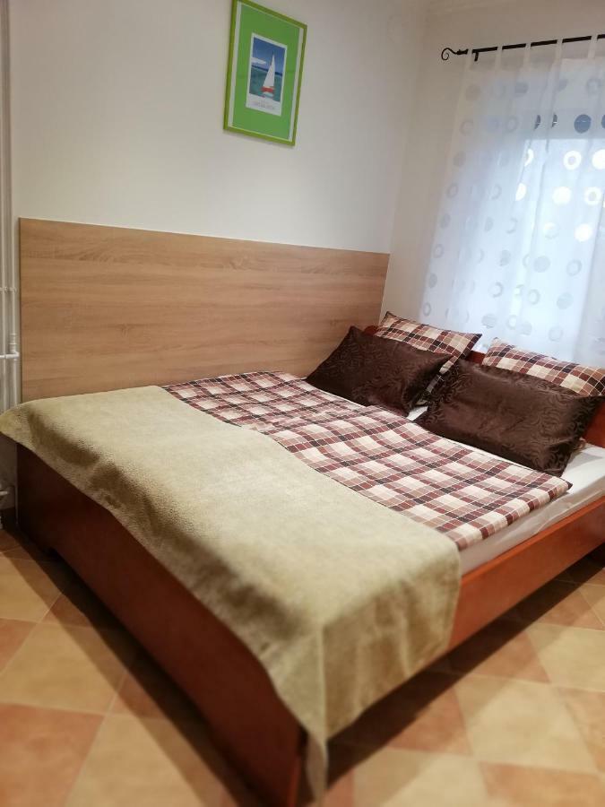 Zoe Apartman Siófok Exteriör bild
