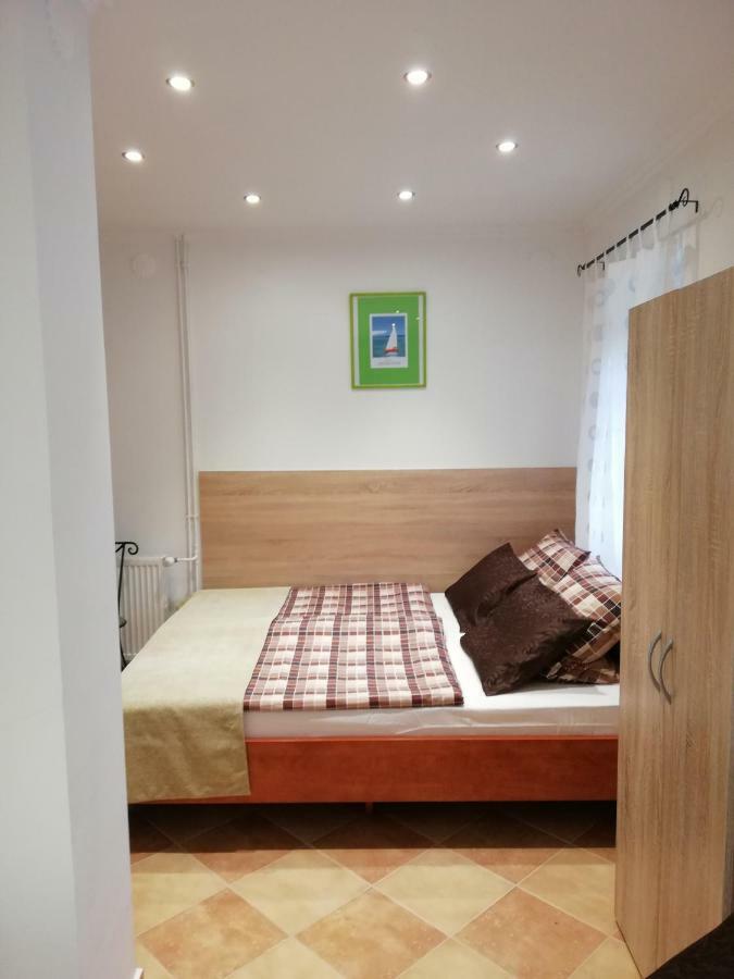Zoe Apartman Siófok Exteriör bild