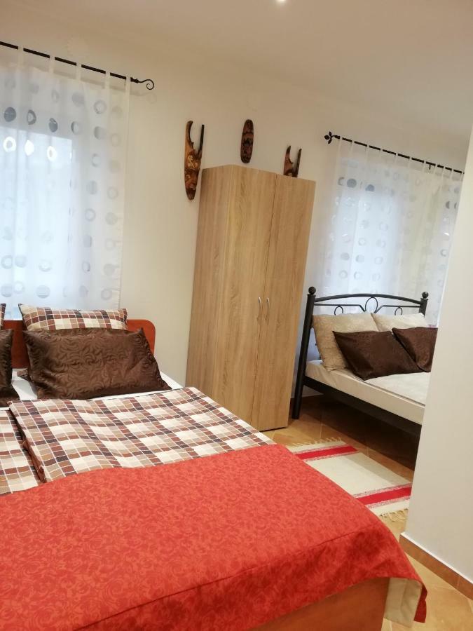 Zoe Apartman Siófok Exteriör bild